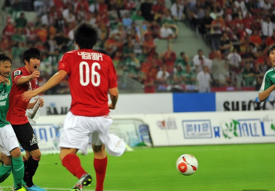 2011中超巅峰对决：申花恒大经典之战回顾