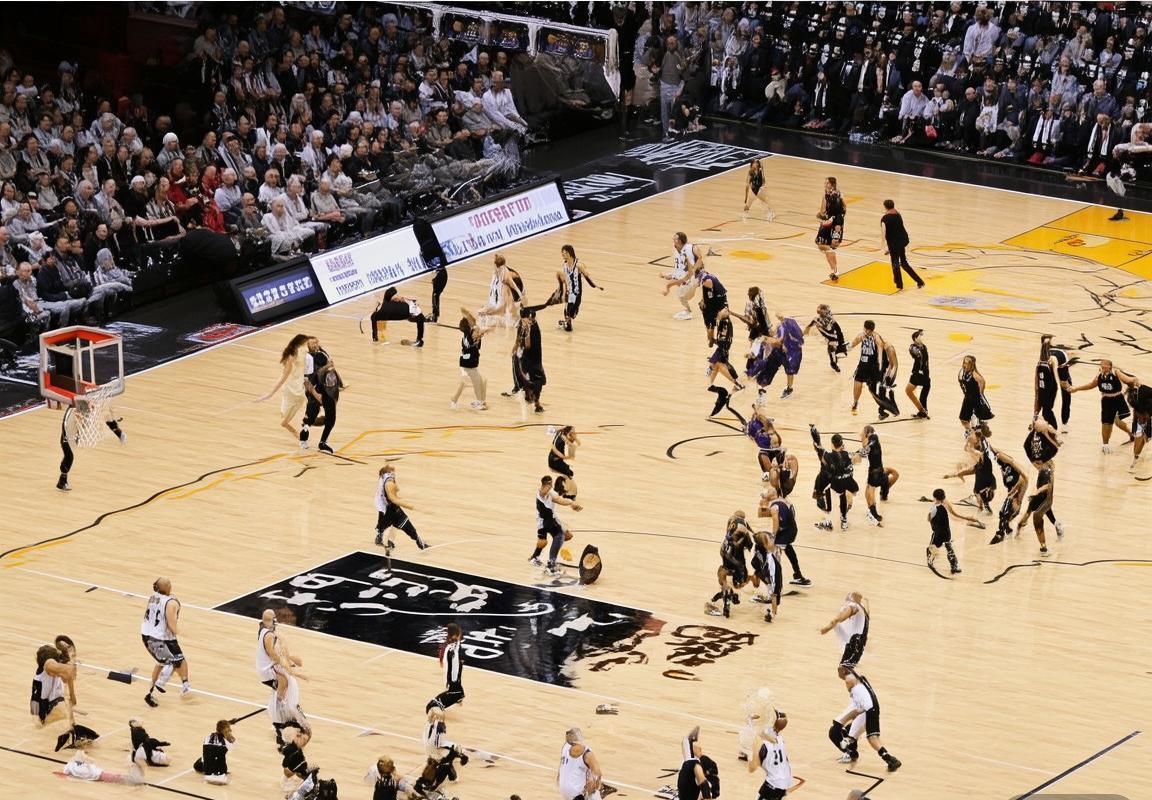 2017NBA总决赛：火箭对骑士精彩对决回顾与战术分析(图3)